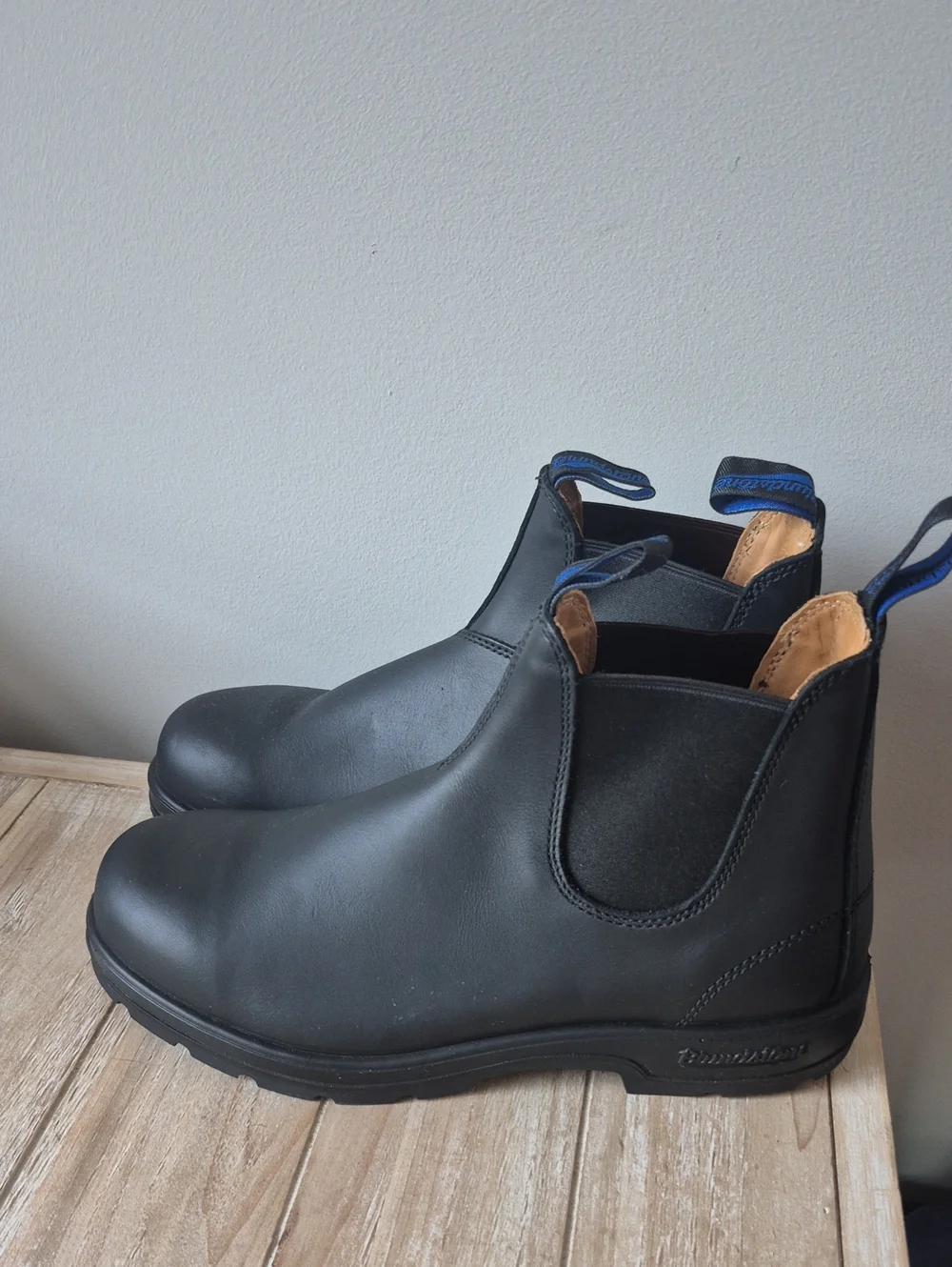 Blundstone Thermal 566 Chelsea Boot W/ Sheepswool Lining Mens US Sz 10   AU Uk 9